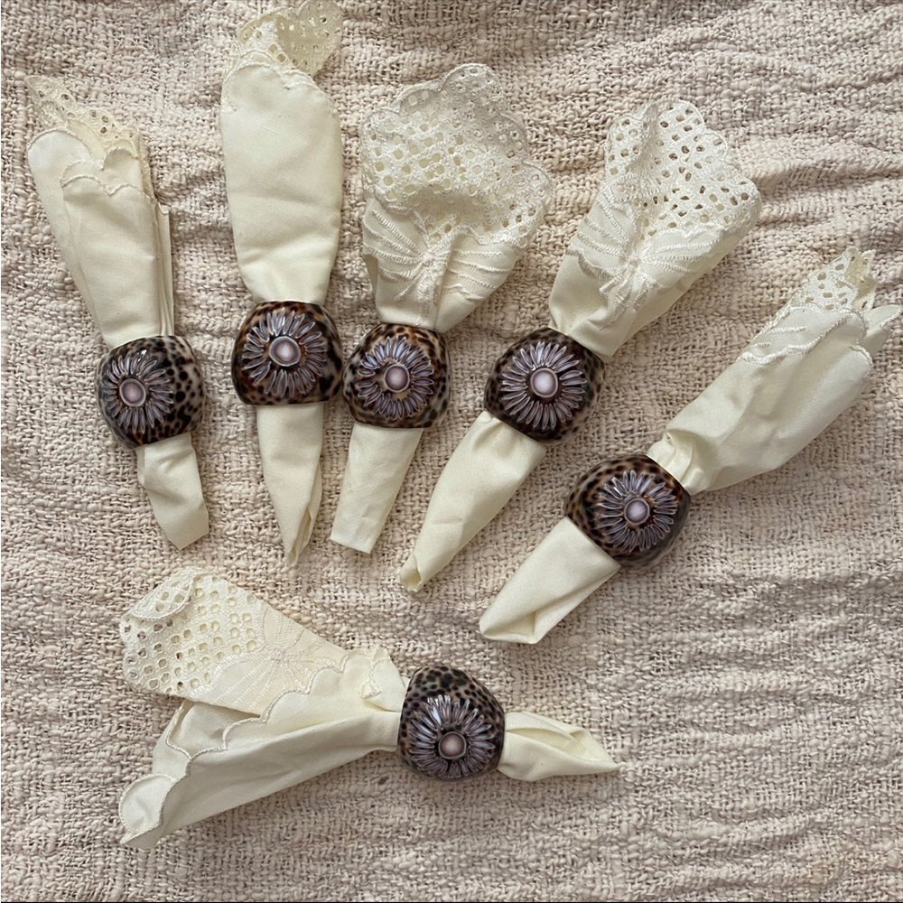 Cloth Napkins + Seashell Napkin Rings